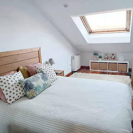 Acogedor Atico En Апартаменты *