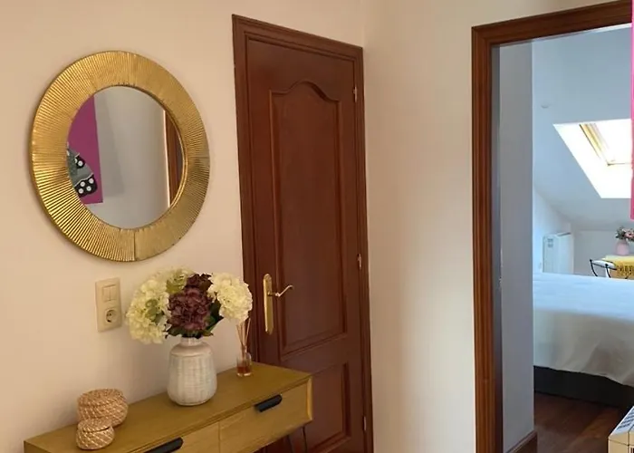 Acogedor Atico En Апартаменты *